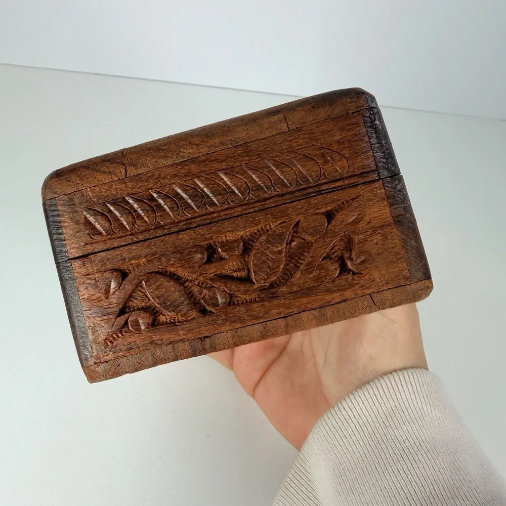 Hand Carved Wooden Jewelry Box Vintage Floral Inlay India Trinket Box